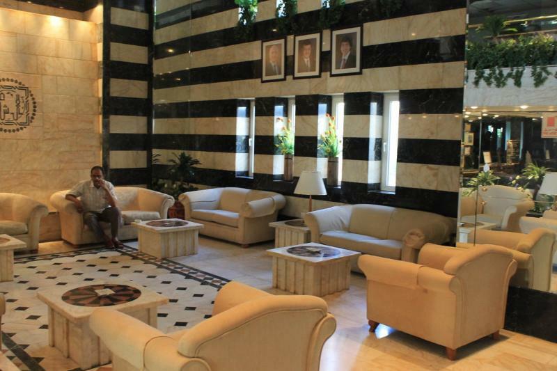 London Bridge Hotel Amman Esterno foto